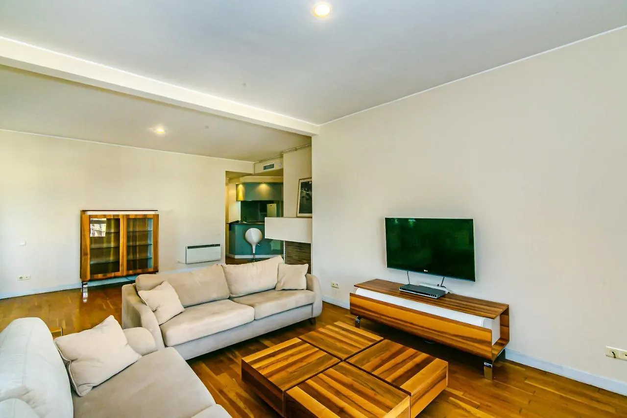 Vip Apartment In Centerr Baku